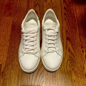 Size 10 Valentino shoes never worn.